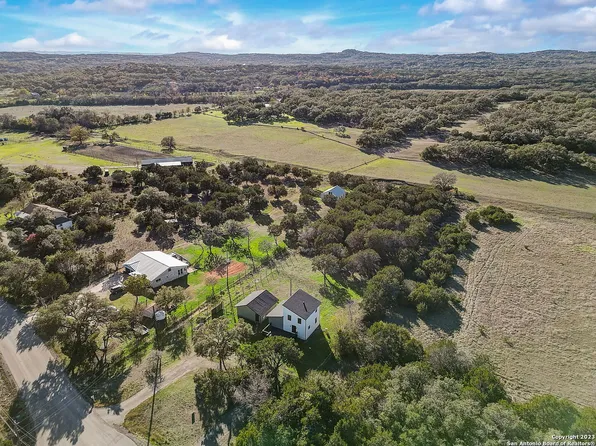 1761 QUAIL HILL DR, Spring Branch, TX 78070