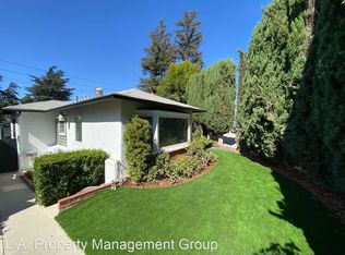 3747 Arbolada Rd, Los Angeles, CA 90027