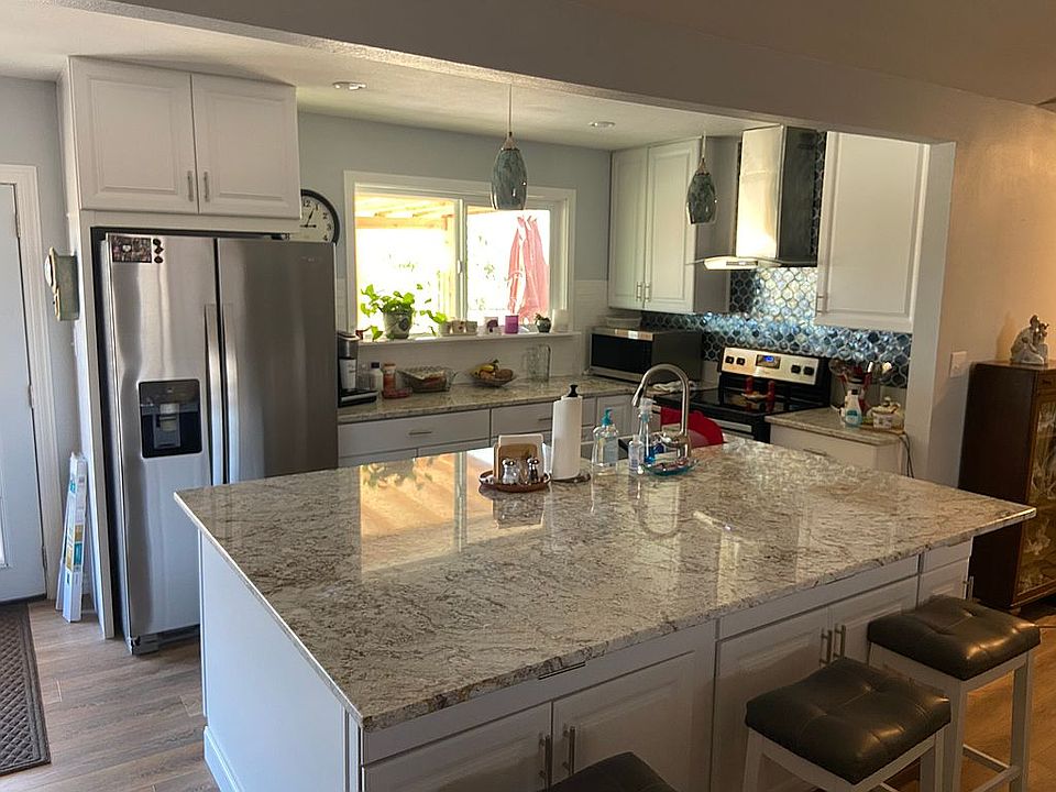 1st image of 13631 W Gemstone Dr