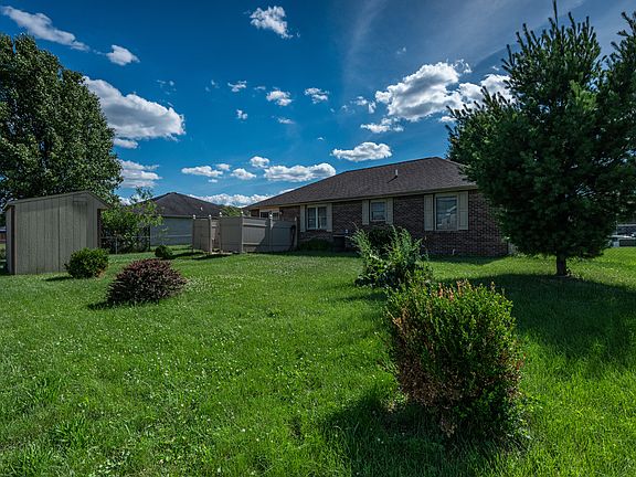 5th image of 4611 Ashwood Dr