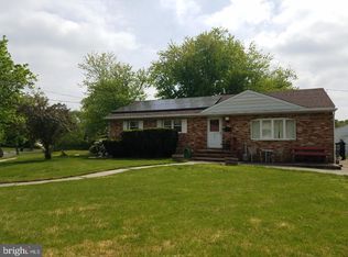 725 Mildred Ave, Somerdale, NJ 08083