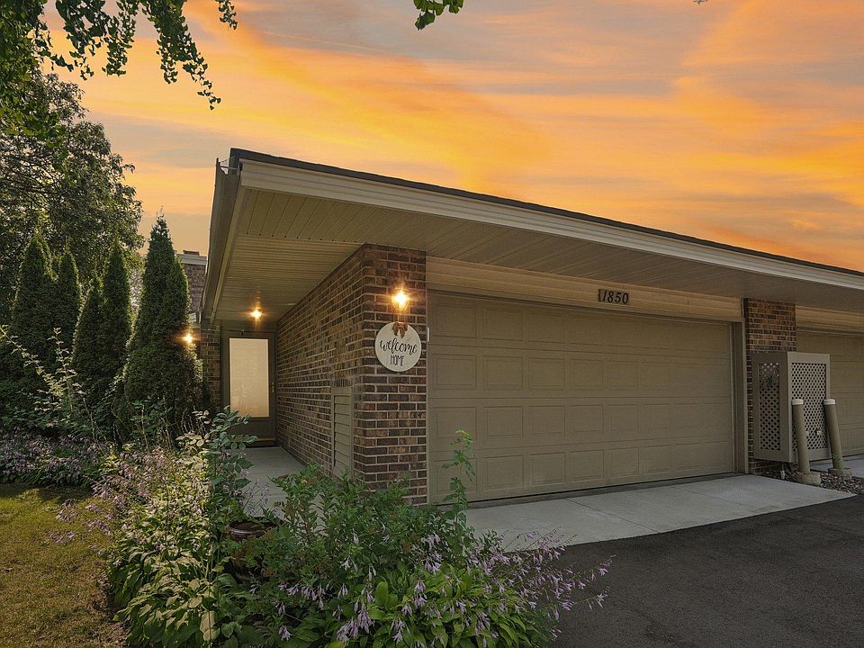 1st image of 1850 Glacier Ln N