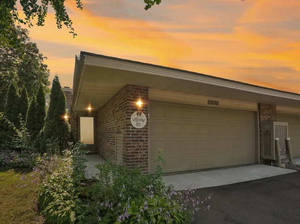 1850 Glacier Ln N, Plymouth, MN 55447