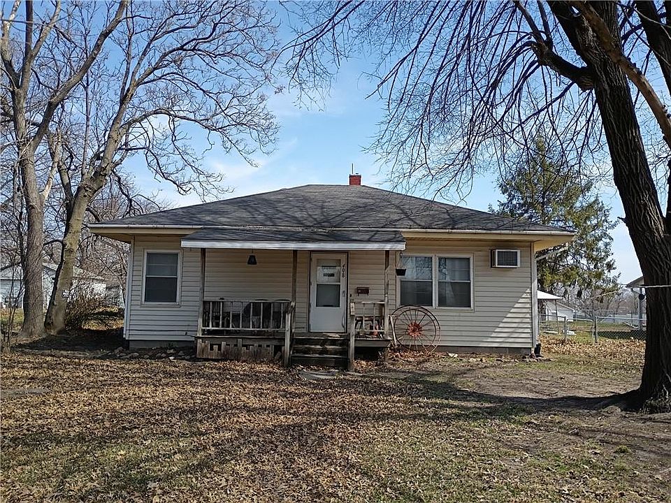 1st image of 408 N Alanthus Ave