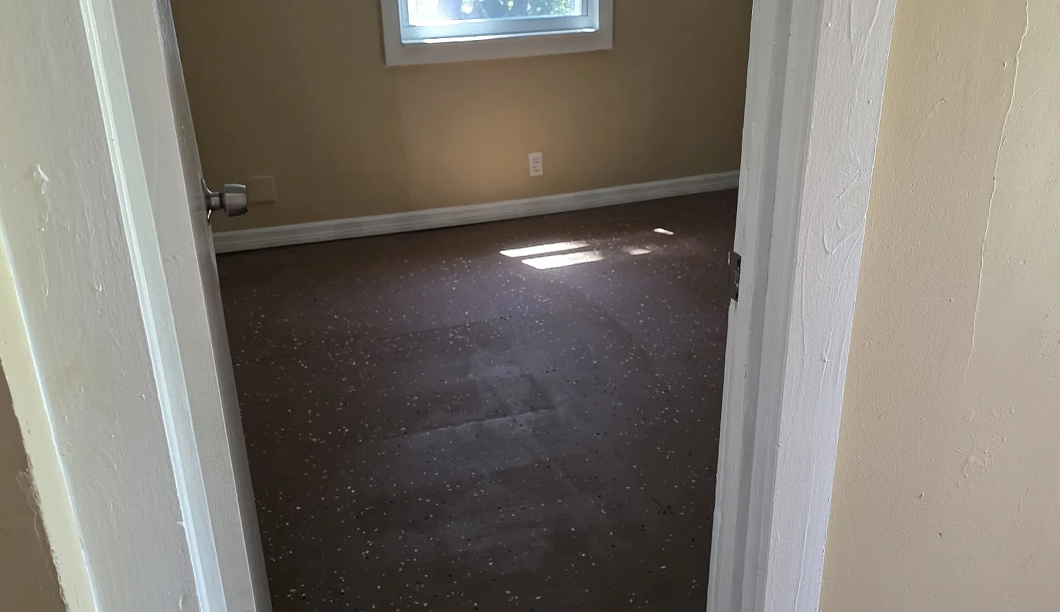 3 bed, $1,250 — Photo 4