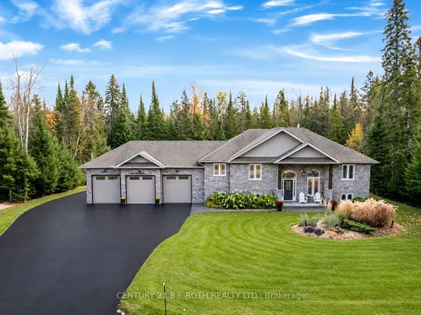1435 Rimkey Cres, Severn, ON L3V 0E9