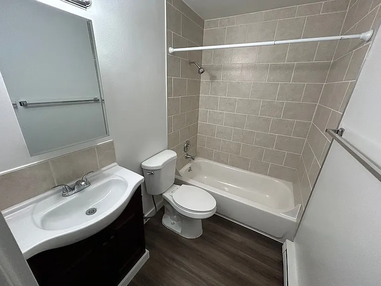 1104 West 7th Avenue Apartments — Photo 35