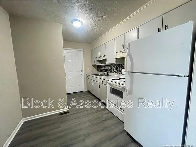 4959 Galveston Dr #A — Photo 7