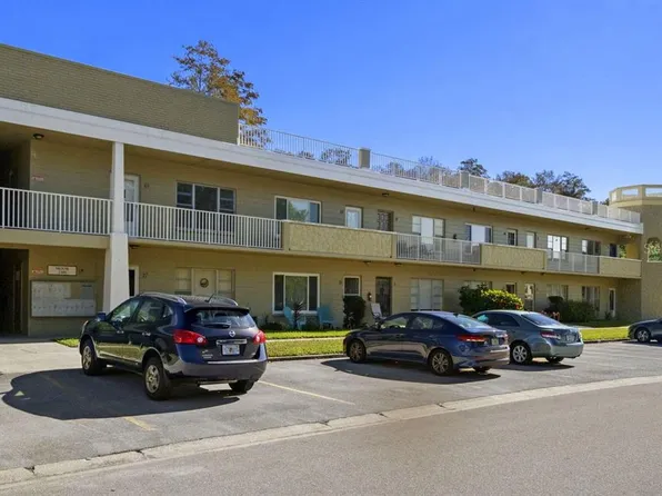 2391 Sumatran Way APT 69, Clearwater, FL 33763