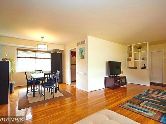 5th image of 7013 Elvira Ct