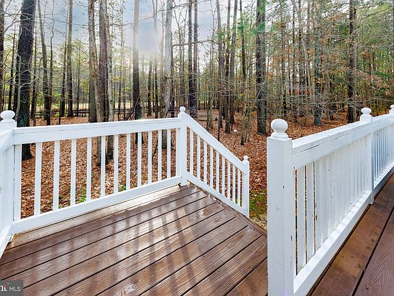 4th image of 28473 Pinehurst Cir