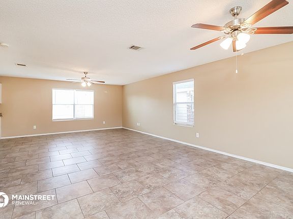 4th image of 321 Allenwood Dr