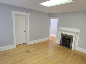 14 Boardman St, Worcester, MA