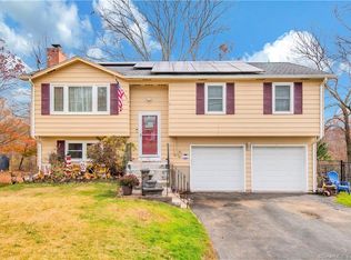 142 Old Stagecoach Rd, Meriden, CT 06450