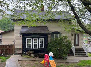 411 Spring St, Richeyville, PA 15358