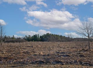 12938 N Highgate Ct, Mequon, WI 53097