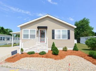 14 Garden Ln, Plainville, MA 02762