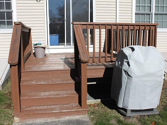2nd image of 608 Thayer St