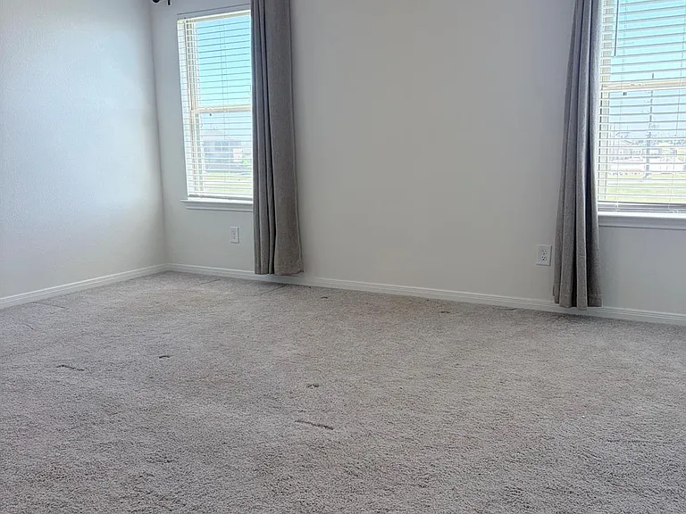 4841 Sun Falls Dr — Photo 28