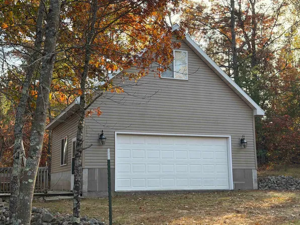 N9810 Abbey Rd, Crivitz, WI 54114