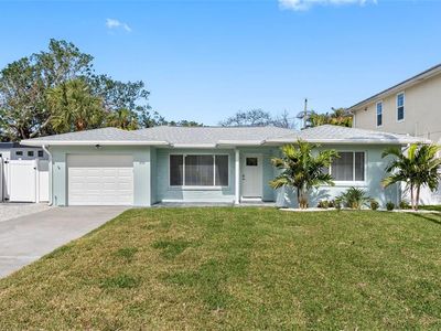 103 5th St, Belleair Beach, FL, 33786