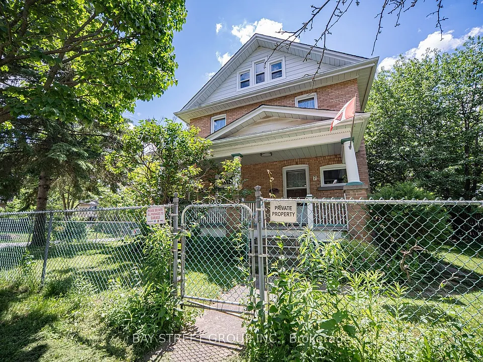 7 Pavillion St