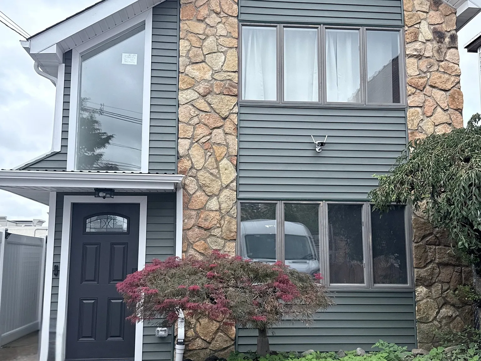 2 bed, $2,250 — Photo 1
