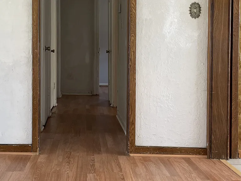 932 SW 2nd St — Photo 11