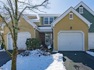 19 Pilgrim Ct, Morristown, NJ 07960