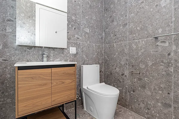 Rented by Nooklyn NYC LLC | media 20