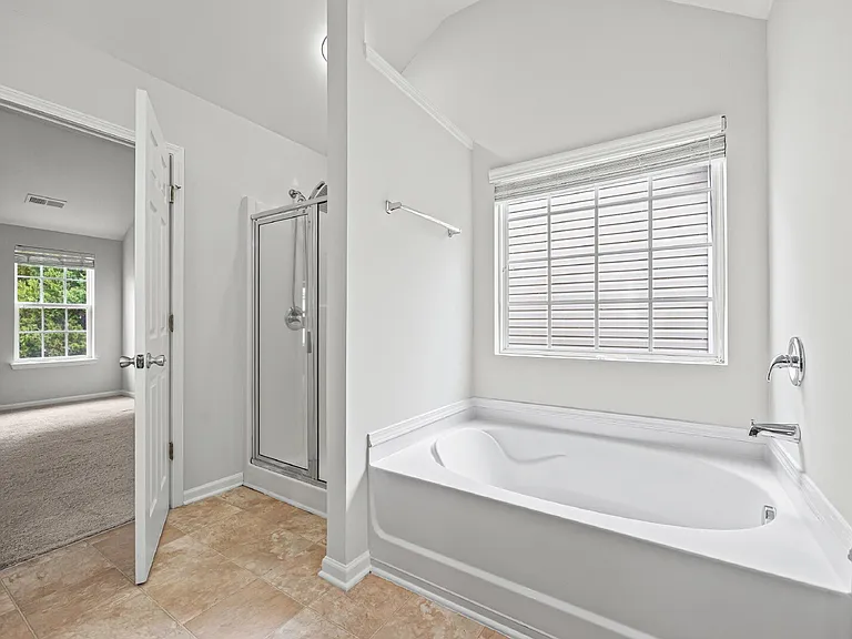 2704 Piersland Dr — Photo 20
