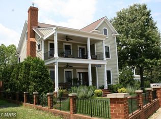 211 Irving Ave, Colonial Beach, VA 22443