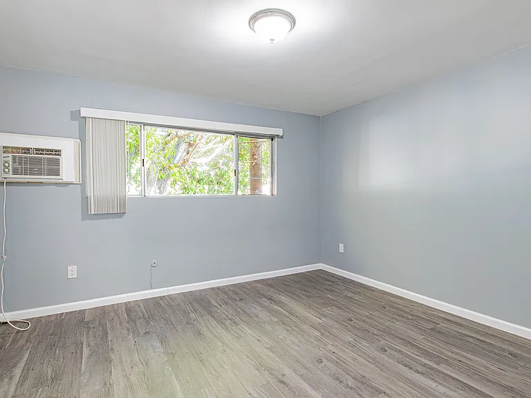 Northgate Apartments — Photo 11