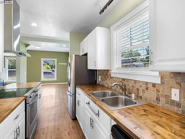 5909 SE Carlton St — Photo 4