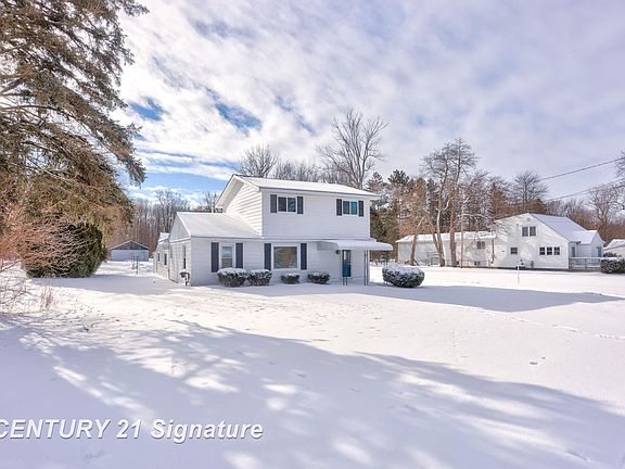 3rd image of 4770 King Rd