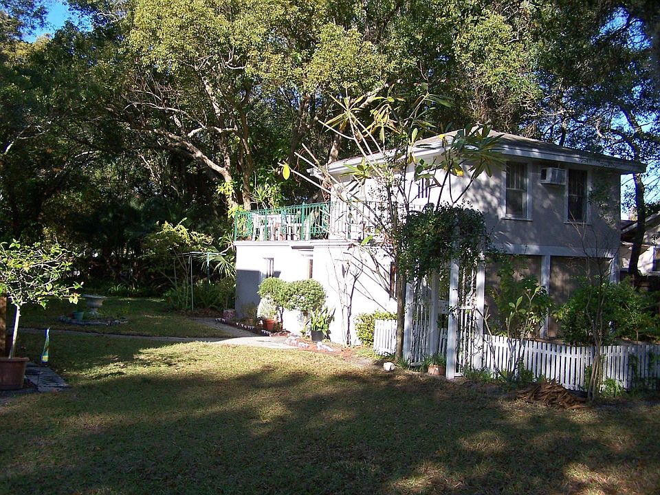 2nd image of 1124 1/2 Drew St