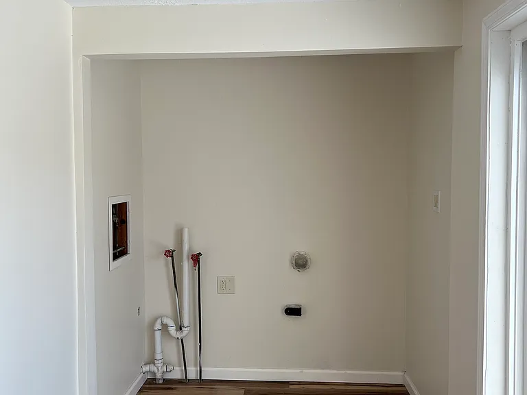 4404 Arlington Ave — Photo 9