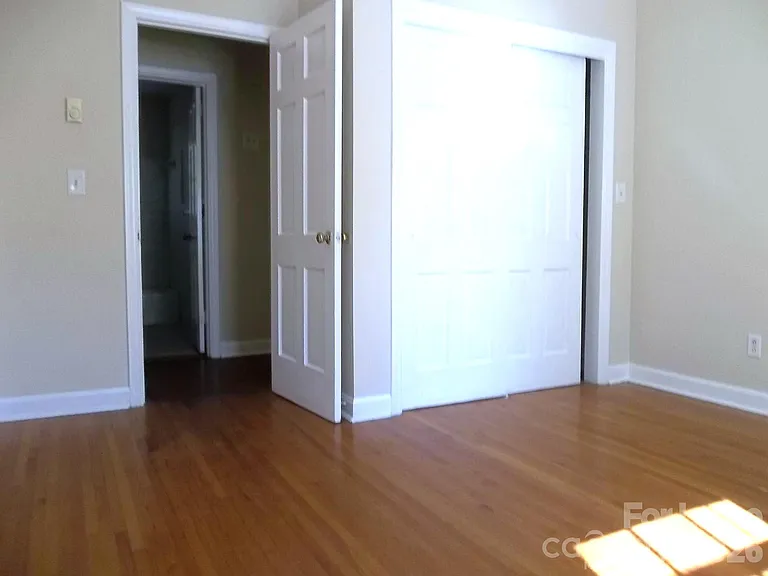 4227 Walker Rd #6 — Photo 5