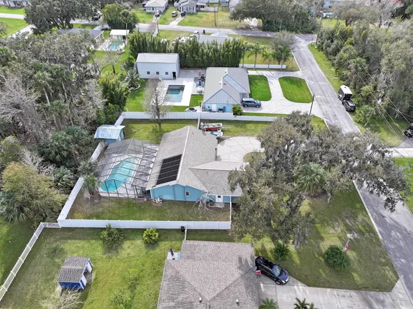 2280 Davis Dr, New Smyrna Beach, FL 32168