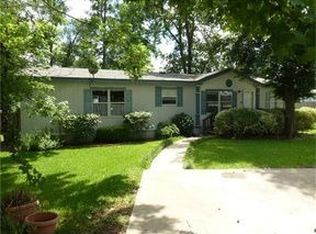 9627 Maple Ridge Dr, Willis, TX 77318