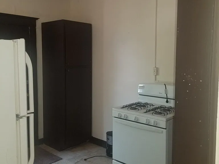 4527 Commonwealth St #2 — Photo 6