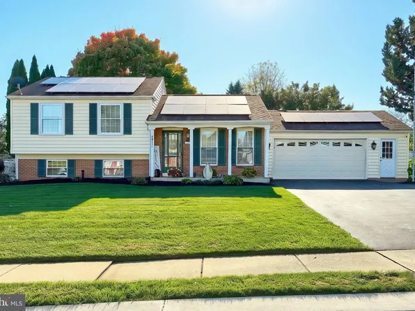 1617 Yorktowne Dr, York, PA 17408