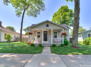 2018 Oak Ave, Muskegon, MI 49445