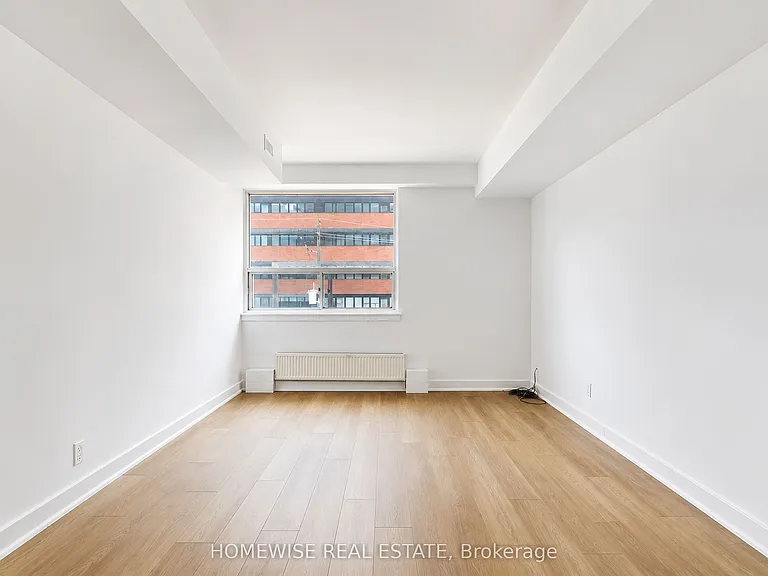 2500 Bathurst St #307 — Photo 19