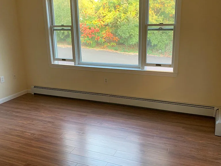 171 Mill St — Photo 12