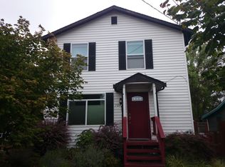 704 28th Ave S, Seattle, WA 98144