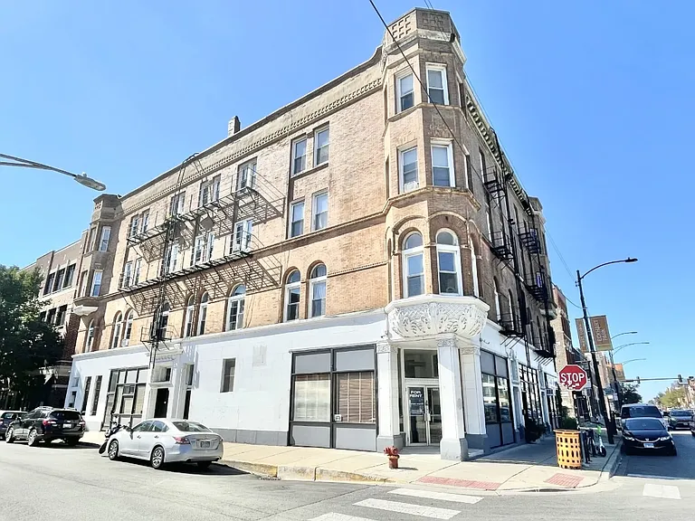 1359 W Chicago Ave #C2 — Photo 15