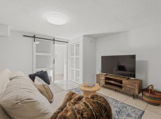 720 Camino Santa Ana, Santa Fe, NM 87505