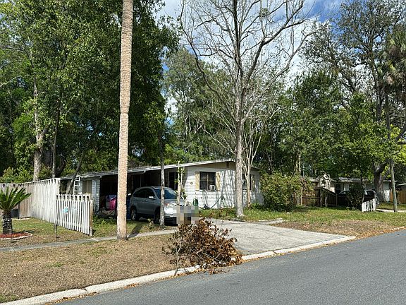 3rd image of 3125 Fruitwood Ln