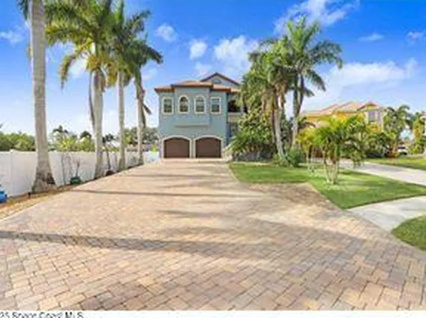 541 Treviso Dr, Apollo Beach, FL 33572
